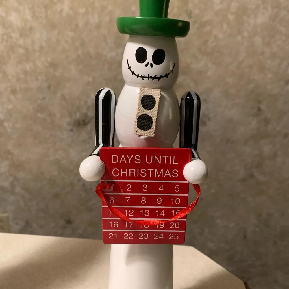 Nightmare Before Christmas Holiday Nutcracker Set - Picture 2 of 12